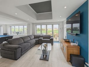 Photo 26- click for photo gallery